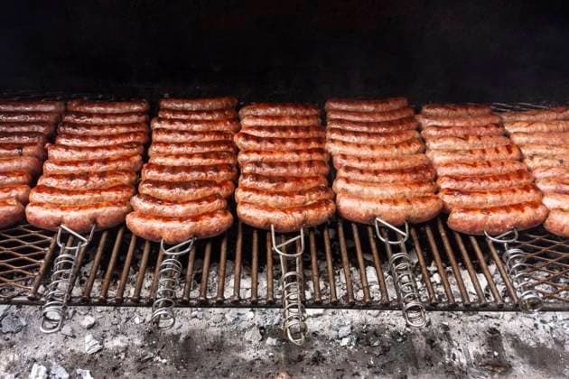 Sausage barbecue for choripans in La Boca, Buenos Aires Buenos Aires, Buenos Aires, Argentina R_GNUJ240416CA-1403862-01