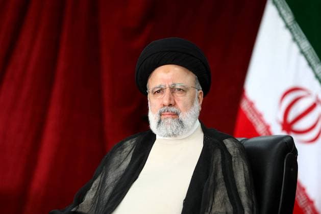 Army Day Parade - Tehran Iranian President Ebrahim Raisi attends a parade marking National Army Day in Tehran, Iran, April 17, 2024. Photo by ParsPix ABACAPRESS.COM  Copyright: xParspix ABACAx