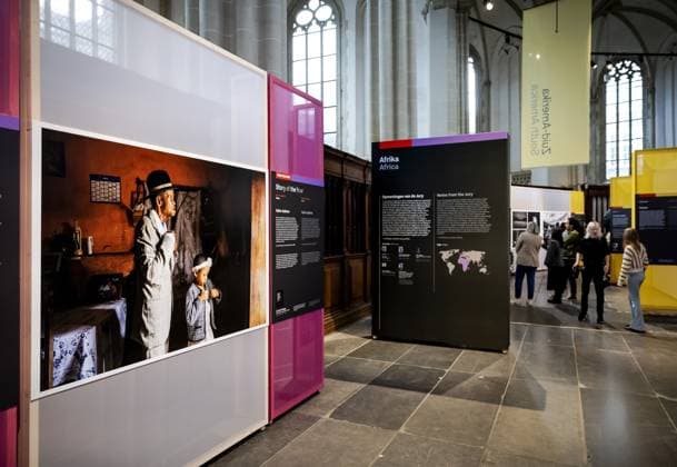 AMSTERDAM - Photo series Valim-babena by Lee-Ann Olwage is story of the year during the announcement of the winners of the World Press Photo in the Nieuwe Kerk in Amsterdam. It is one of the most prestigious awards for photojournalists. ANP ROBIN VAN LONKHUIJSEN netherlands out - belgium out  Copyright: xx x496309435x originalFilename: 496309435.jpg