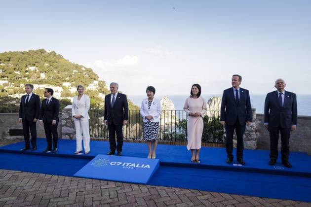 News Themen der Woche KW16 News Bilder des Tages Familienfoto der G7-Aussenministerinnen und Aussenminister in Capri, 18.04.2024. Fotografiert im Auftrag des Auswaertigen Amtes. Capri Italien *** Family photo of the G7 Foreign Ministers in Capri, 18 04 2024 Photographed on behalf of the Foreign Office Capri Italy Copyright: xKiraxHofmannxAAxphotothek.dex