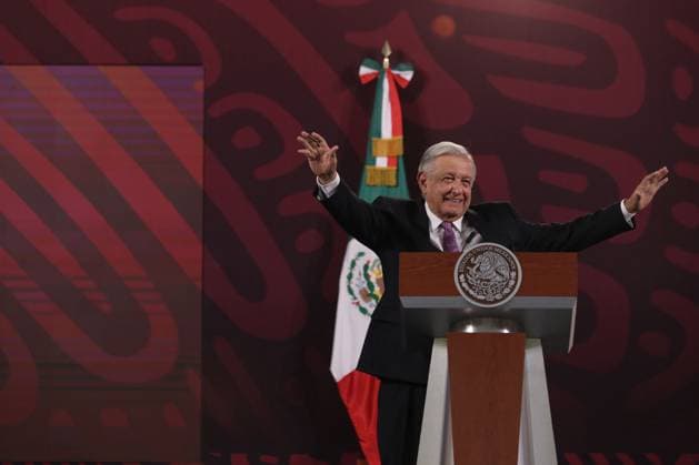 Mexico™s President Andres Manuel Lopez Obrador Press Conference Mexican President, Andres Manuel Lopez Obrador, gesticulates during a briefing conference at National Palace. on April 18, 2024, Mexico City, Mexico. (Photo by Ismael Rosas Eyepix Group) Copyright: xIsmaelxRosas xEyepixxGroupx IR_18042024_117800