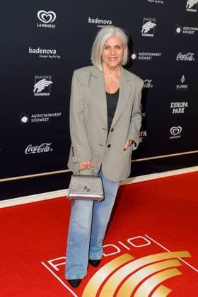 Birgit Schrowange bei der Verleihung vom Radio Regenbogen Award im Europapark am 19.04.2024 in Rust Radio Regenbogen Award 2024 im Europapark in Rust
