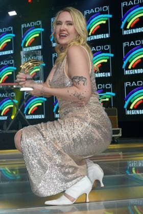 Asdis bei der Verleihung vom Radio Regenbogen Award im Europapark am 19.04.2024 in Rust Radio Regenbogen Award 2024 im Europapark in Rust