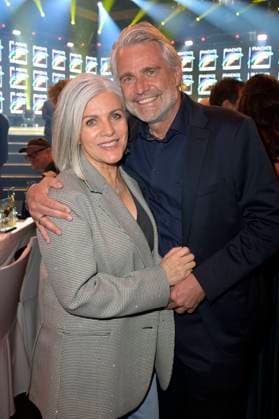 Birgit Schrowange mit Ehemann Frank Spothelfer bei der Verleihung des 24. Radio Regenbogen Award 2024 in der Europa-Park Arena. Rust, 19.04.2024