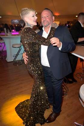 Melanie Müller mit Freund Andreas Kunz bei der Verleihung des 24. Radio Regenbogen Award 2024 in der Europa-Park Arena. Rust, 19.04.2024