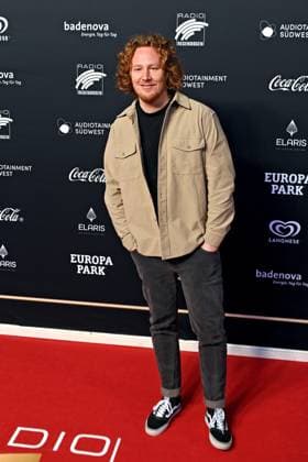 RADIO REGENBOGEN AWARD 2024. Michael Schulte anläßlich der Verleihung des Medienpreises aus Baden-Württemberg Radio Regenbogen Award am 19.04.2024 im Europapark Rust. 20240419MWI127117