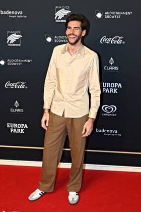 RADIO REGENBOGEN AWARD 2024. Alvaro Soler anläßlich der Verleihung des Medienpreises aus Baden-Württemberg Radio Regenbogen Award am 19.04.2024 im Europapark Rust. 20240419MWI127783