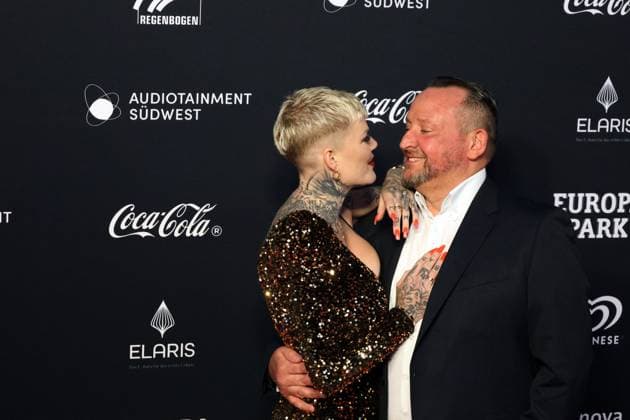 Rust, Deutschland 19. April 2024: Verleihung des Radio Regenbogen Award - 2024 Im Bild: Melanie Müller mit Freund Andreas Kunz Europa Park Baden Württemberg Copyright: xFotostandx xHettichx