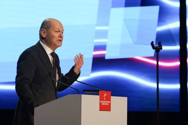 News Themen der Woche KW16 News Bilder des Tages 21.04.2024, Niedersachsen, Hannover: Bundeskanzler Olaf Scholz (SPD) spricht bei der Eröffnungsfeier der Hannover Messe im Hannover Congress Centrum (HCC). *** 21 04 2024, Lower Saxony, Hanover Federal Chancellor Olaf Scholz SPD speaks at the opening ceremony of the Hannover Messe in the Hanover Congress Centrum HCC