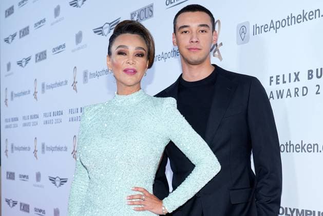 Bilder des Jahres 2024, Entertainment 04 April Entertainment Themen der Woche KW16 Entertainment Bilder des Tages Verona Pooth und ihr Sohn Diego beim Felix Burda Award am 21.04.2024 in Berlin Felix Burda Award 2024 in Berlin *** Verona Pooth and her son Diego at the Felix Burda Award on 21 April 2024 in Berlin Felix Burda Award 2024 in Berlin 