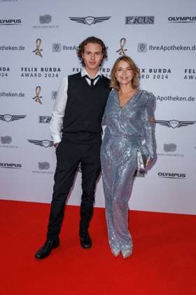 Gala - Felix Burda Award Jahvis Rahmoune und Tina Ruland bei der Felix Burda Award Gala im Hotel Adlon Kempinskil am 21.04.2024 in Berlin. Copyright: xEventpressxKochanx