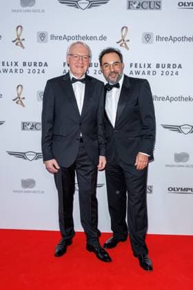 Gala - Felix Burda Award Heinz Spengler und Adnan Maral bei der Felix Burda Award Gala im Hotel Adlon Kempinskil am 21.04.2024 in Berlin. Copyright: xEventpressxKochanx