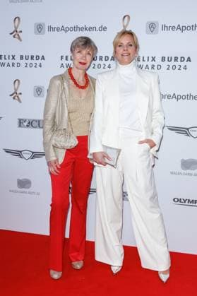 Gala - Felix Burda Award Anna Stieblich und Melanie Marschke bei der Felix Burda Award Gala im Hotel Adlon Kempinskil am 21.04.2024 in Berlin. Copyright: xEventpressxKochanx