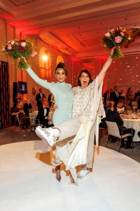 Gala - Felix Burda Award Verona Pooth und Elena Uhlig bei der Felix Burda Award Gala im Hotel Adlon Kempinskil am 21.04.2024 in Berlin. Copyright: xEventpressxKochanx