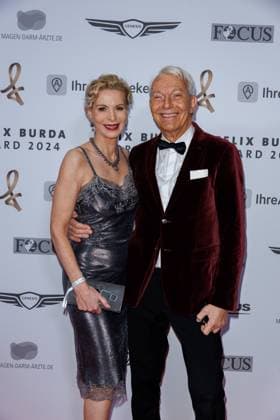 Gala - Felix Burda Award Grit Weiss und Jo Groebel bei der Felix Burda Award Gala im Hotel Adlon Kempinskil am 21.04.2024 in Berlin. Copyright: xEventpressxKochanx