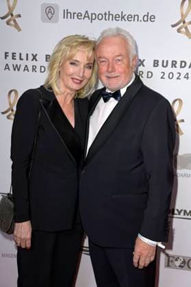 Wolfgang Kubicki mit Ehefrau Annette Marberth-Kubicki bei der 19. Verleihung des Felix Burda Award 2024 im Hotel Adlon Kempinski. Berlin, 21.04.2024