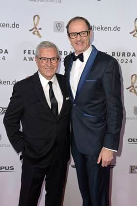 Jan Hofer und Vince Ebert bei der 19. Verleihung des Felix Burda Award 2024 im Hotel Adlon Kempinski. Berlin, 21.04.2024
