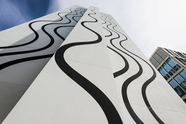 Creative Highlights World Modern architecture, office building, Novartis Campus, Basel, Canton of Basel-Stadt, Switzerland, Europe *** Modern architecture, Office building, Novartis Campus, Basel, Canton of Basel City, Switzerland, Europe Copyright: imageBROKER/DanielxSchoenen ibldjs10476254.jpg