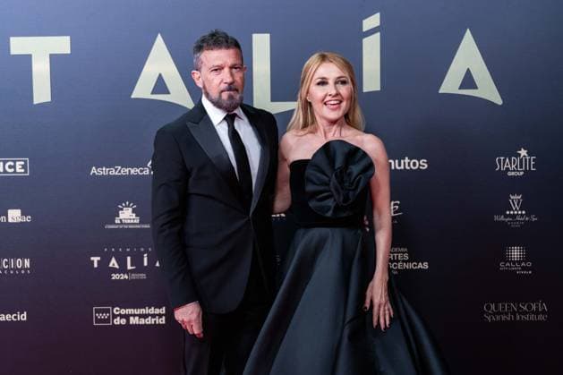 Bilder des Jahres 2024, Entertainment 04 April Entertainment Themen der Woche KW17 Entertainment Bilder des Tages Antonio Banderas and Cayetana Guillen Cuervo during the red carpet of Talia 2024 Awards at Santa Ana Square in Madrid, April 22, 2024. (2024042235)