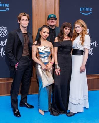 Amazon Prime Premiere - Maxton Hall - Die Welt zwischen uns Damian Hardung, Andrea Guo, Christian Alvart, Harriet Herbig-Matten und Sonja Weisser bei der Amazon Prime Premiere von Maxton Hall - Die Welt zwischen uns im Zoo Palast am 23.04.2024 in Berlin. *** Amazon Prime Premiere Maxton Hall The World Between Us Damian Hardung, Andrea Guo, Christian Alvart, Harriet Herbig Matten and Sonja Weisser at the Amazon Prime Premiere of Maxton Hall The World Between Us at Zoo Palast on 23 04 2024 in Berlin Copyright: xEventpressxKochanx