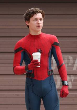 Tom Holland pictured in full Spidey Costume on the set of Spider-Man Homecoming filming in Sunnyside, Queens 157643, Tom Holland pictured in full Spidey Costume on the set of Spider-Man Homecoming filming in Sunnyside, Queens. New York, New York - Tuesday September 27, 2016.,  Copyright: xLGjr-RG,xPacificCoastNewsx xAvalonx 0532690545