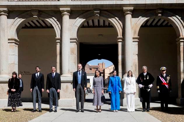 König Felipe VI. von Spanien und Königin Letizia von Spanien bei der Verleihung des Premio Miguel de Cervantes für Literatur an Luis Mateo Diez in der Universidad de Alcala. Alcala de Henares, 23.04.2024