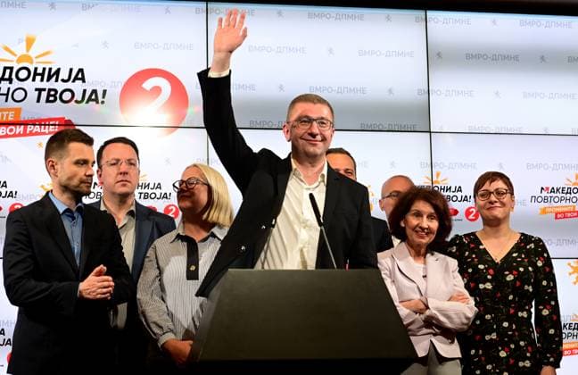 News Themen der Woche KW17 News Bilder des Tages Wahl in Nordmazedonien, VMRO-DPMNE Wahlparty Hristijan Mickovski leader of VMRO DOMNE party adresses the nation after their presidental candidate Gordana Siljanovska Davkova won the first round of presidental elections in Skopje, North Macedonia April 24 2024. IMAGO PETR STOJANOVSKI