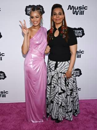 April 24, 2024, Los Angeles, California, USA: Andra Day and Rhiannon Giddens attend the 16th Annual Music Will Benefit. Los Angeles USA - ZUMAb173 20240424_aap_b173_013 Copyright: xBillyxBennightx