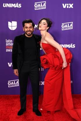 Yayis Villareal (R) and husband Manuel Martínez Anzaldua pose at the red carpet of the Latin American Music Awards at MGM Grand Garden Arena in Las Vegas, Nevada, USA, 25 April 2024. Latin American Music Awards red carpet !ACHTUNG: NUR REDAKTIONELLE NUTZUNG!  Copyright: xRondaxChurchillx USA4438 20240426-55013424607_1