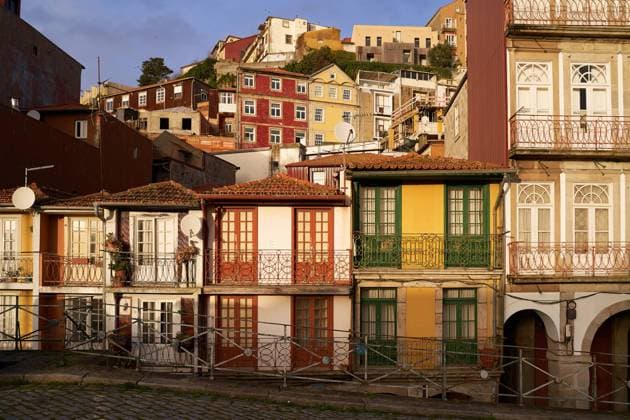 Porto, Portugal. Picturesque cozy small building in the old town. Porto, Portugal. Cozy small building in the old town. Copyright: xZoonar.com OleksandrxBerezkox 21364518