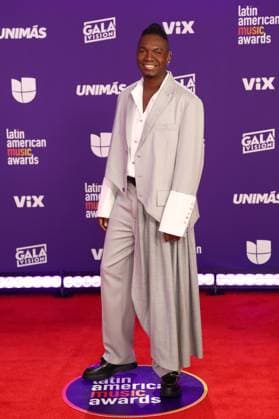 Venesti arrives for the 2024 Latin American Music Awards at the Grand Garden Arena at MGM Resort and Casino in Las Vegas, Nevada on Thursday, April 25, 2024.  LAV20240425090 JAMESxATOA
