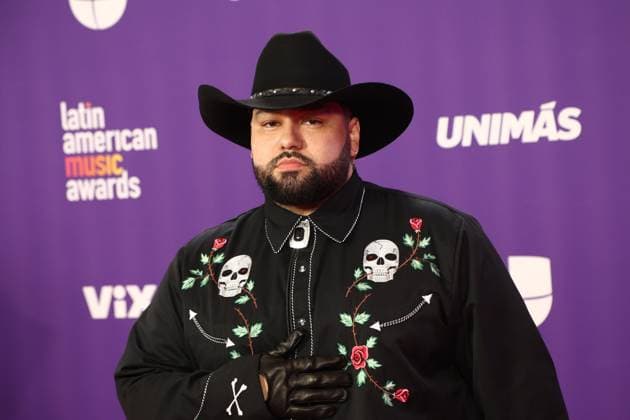 Deorro arrives for the 2024 Latin American Music Awards at the Grand Garden Arena at MGM Resort and Casino in Las Vegas, Nevada on Thursday, April 25, 2024.  LAV20240425120 JAMESxATOA