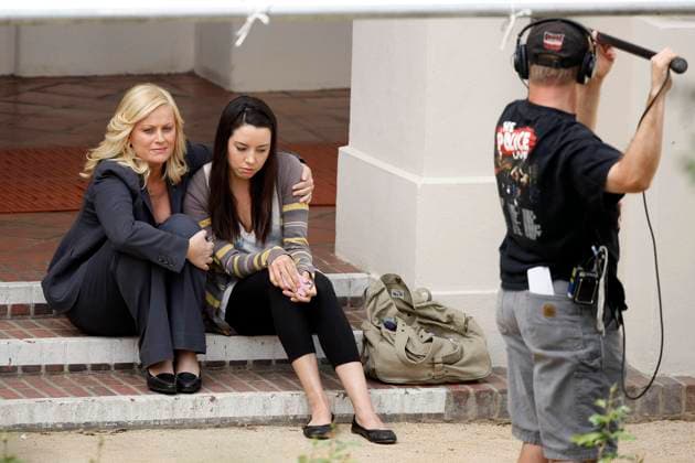 Amy Poehler and Aubrey Plaza film a scene for the comedy Parks & Recreation in Pasadena 29819, PASADENA, CALIFORNIA - Thursday, April 2, 2009. Actress Amy Poehler and Aubrey Plaza film a scene for the comedy Parks & Recreation in Pasadena. ,  Copyright: xNatexJones,xPacificCoastNews.comx xAvalonx 0533582554
