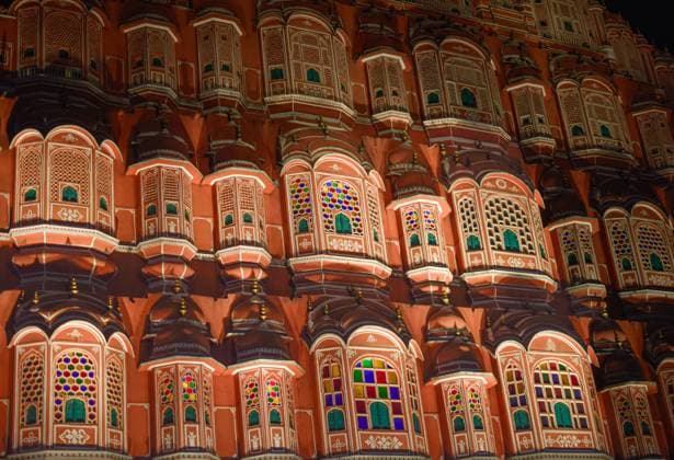 Night Front view of Hawa Mahal in Jaipur. Tourist destination of many travelers Night Front view of Hawa Mahal in pink city of Jaipur. Tourist destination for many travelers in India Copyright: xZoonar.com CarlosxAndresxMartinezxSubiratsx 21493651