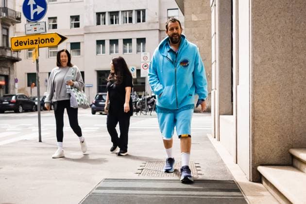 Milan, Milan, Celebrity Sightings - Adam Sandler in Milan. In the photo: Adam Sandler on holiday with his family walks through the streets of the centre  Copyright: xAlessandroxBremecx xipa-agency.nx xx IPA_Agency_IPA45572502