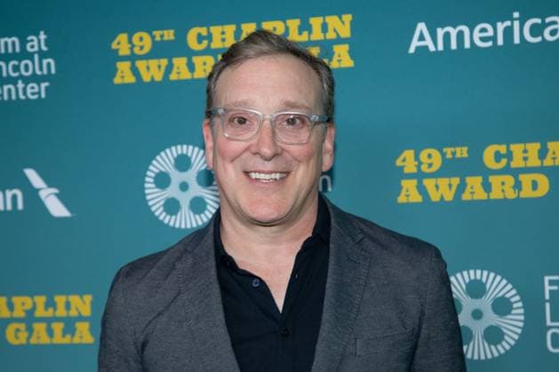 Jeremy Shamos arrives on the red carpet at the 49th Chaplin Award Honoring Jeff Bridges at Lincoln Center on April 29, 2024 in New York City.  NYP20240429703 SerenaxXuxNing