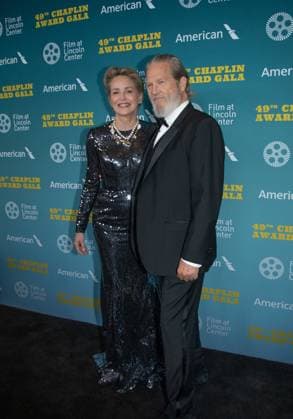 Sharon Stone and Jeff Bridges arrive on the red carpet at the 49th Chaplin Award Honoring Jeff Bridges at Lincoln Center on April 29, 2024 in New York City.  NYP20240429725 SerenaxXuxNing