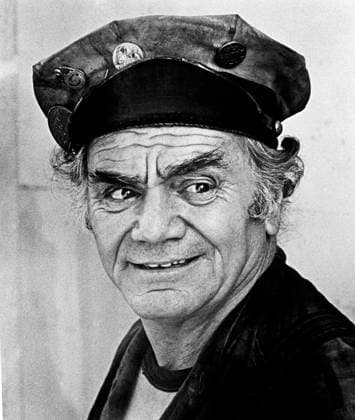 Ernest Borgnine as Cabbie in Escape fro.......... Ernest Borgnine as Cabbie in Escape from New York ,  Copyright: xUPPAx.x xAvalonx 0559824216