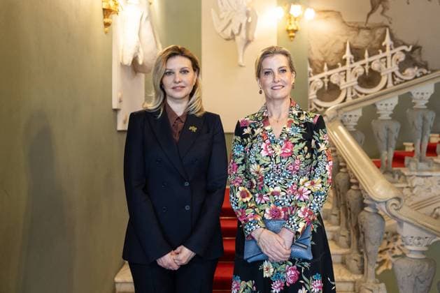 Bilder des Jahres 2024, News 05 Mai News Themen der Woche KW18 29-04-2024 Handout photo shows Ukrainian First Lady Olena Zelenska and Sophie, Duchess of Edinburgh, visiting the Saint Sophia Cathedral in Kyiv, Ukraine amid the Russian invasion of Ukraine. The Duchess of Edinburgh has become the first member of the Royal Family to visit Ukraine since Russia s full-scale invasion began in February 2022. Â  Copyright: xPPEx