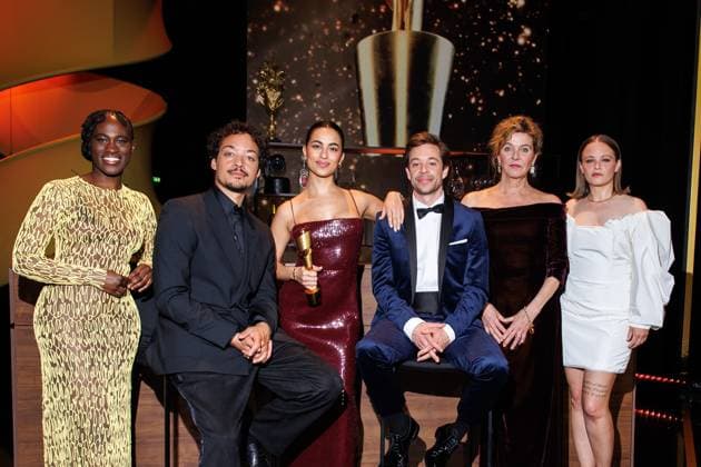 Fotocall - Deutscher Filmpreis Moderatoren Ivy Quainoo. Aurel Mertz, Gizem Emre, Tobias Krell (Checker Tobi), Margarita Broich und Jasna Fritzi Bauer beim Fotocall der Moderatoren des Deutschen Filmpreises 2024 im Theater am Potsdamer Platz am 01.05.2024 in Berlin. Copyright: xEventpressxKochanx