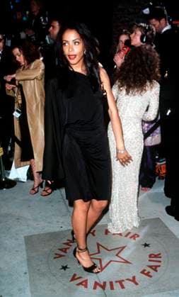 Aaliyah at the 2001 Vanity Fair Post Oscar Party, LA, 2001 PICTURES AND FEATURES AGENCY 13 Harwood Road, London SW6 4QP, United Kingdom Copyright: xFAMOUS. x 04408221