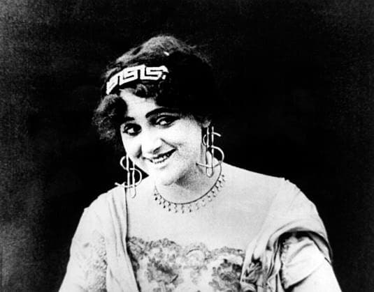 Blanche Sweet, on-set of the Silent Film Winning an Heiress , 1911  Copyright: xABxArchivex jtv005999
