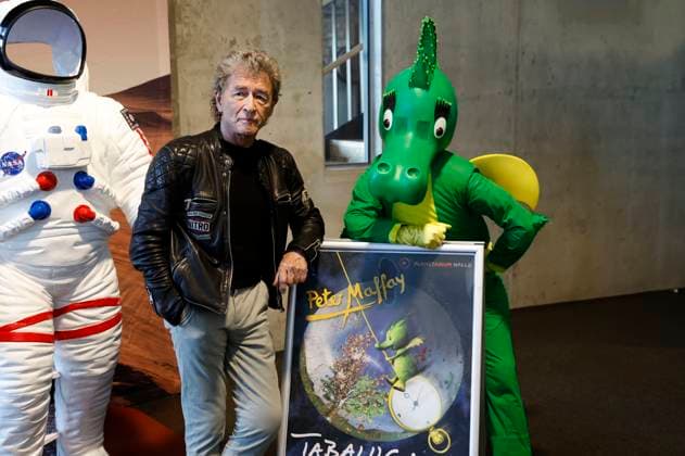 Peter Maffay beim Pressegespräch zur Premiere des Fulldome-Erlebnisses der Musikshow Tabaluga und die Zeichen der Zeit im Planetarium. Halle (Saale), 02.05.2024