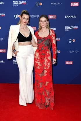 Bunte New Faces Award Film in Berlin RECORD DATE NOT STATED Rebecca Kunikowsk und Kim Hnizdo