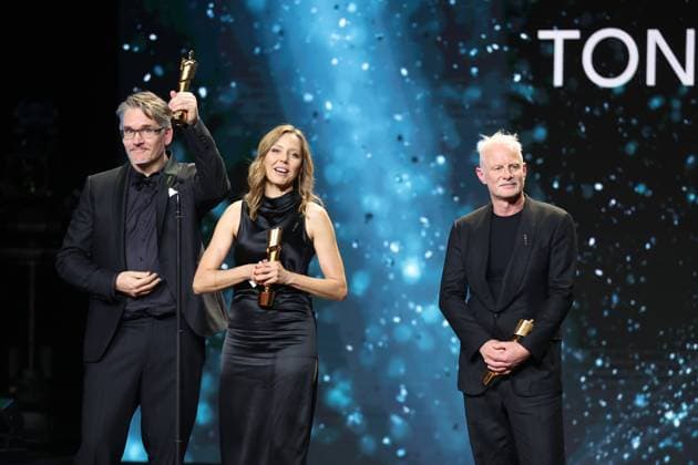 Deutscher Filmpreis 2024 BESTE TONGESTALTUNG SchloÌˆmer, Corinna Fleig, Tobias Fleig Â· THE DIVE bei der Verleihung der Lola - Deutscher Filmpreis 2024 im Theater am Potsdamer Platz in Berlin 03.05.2024 Copyright: xEventpressx