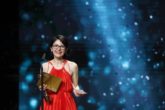 Deutscher Filmpreis 2024 BESTES DREHBUCH AysÌße Polat Â· IM TOTEN WINKEL bei der Verleihung der Lola - Deutscher Filmpreis 2024 im Theater am Potsdamer Platz in Berlin 03.05.2024 Copyright: xEventpressx
