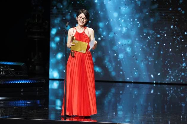 Deutscher Filmpreis 2024 BESTES DREHBUCH AysÌße Polat Â· IM TOTEN WINKEL bei der Verleihung der Lola - Deutscher Filmpreis 2024 im Theater am Potsdamer Platz in Berlin 03.05.2024 Copyright: xEventpressx