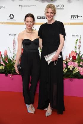 Rike Schmid, Lavinia Wilson - DEUTSCHER FILMPREIS 2024 im Theater am Potsdamer Platz am 03.05.2024 - Roter Teppich