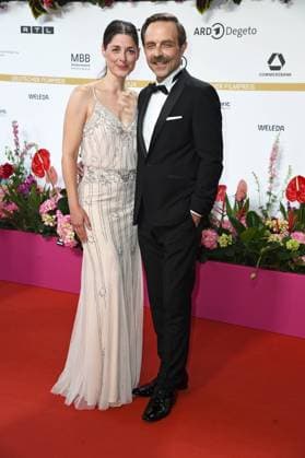 Katharina Nesytowa, Aleksandar Jovanovic - DEUTSCHER FILMPREIS 2024 im Theater am Potsdamer Platz am 03.05.2024 - Roter Teppich