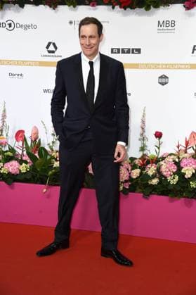 Marc Hosemann - DEUTSCHER FILMPREIS 2024 im Theater am Potsdamer Platz am 03.05.2024 - Roter Teppich
